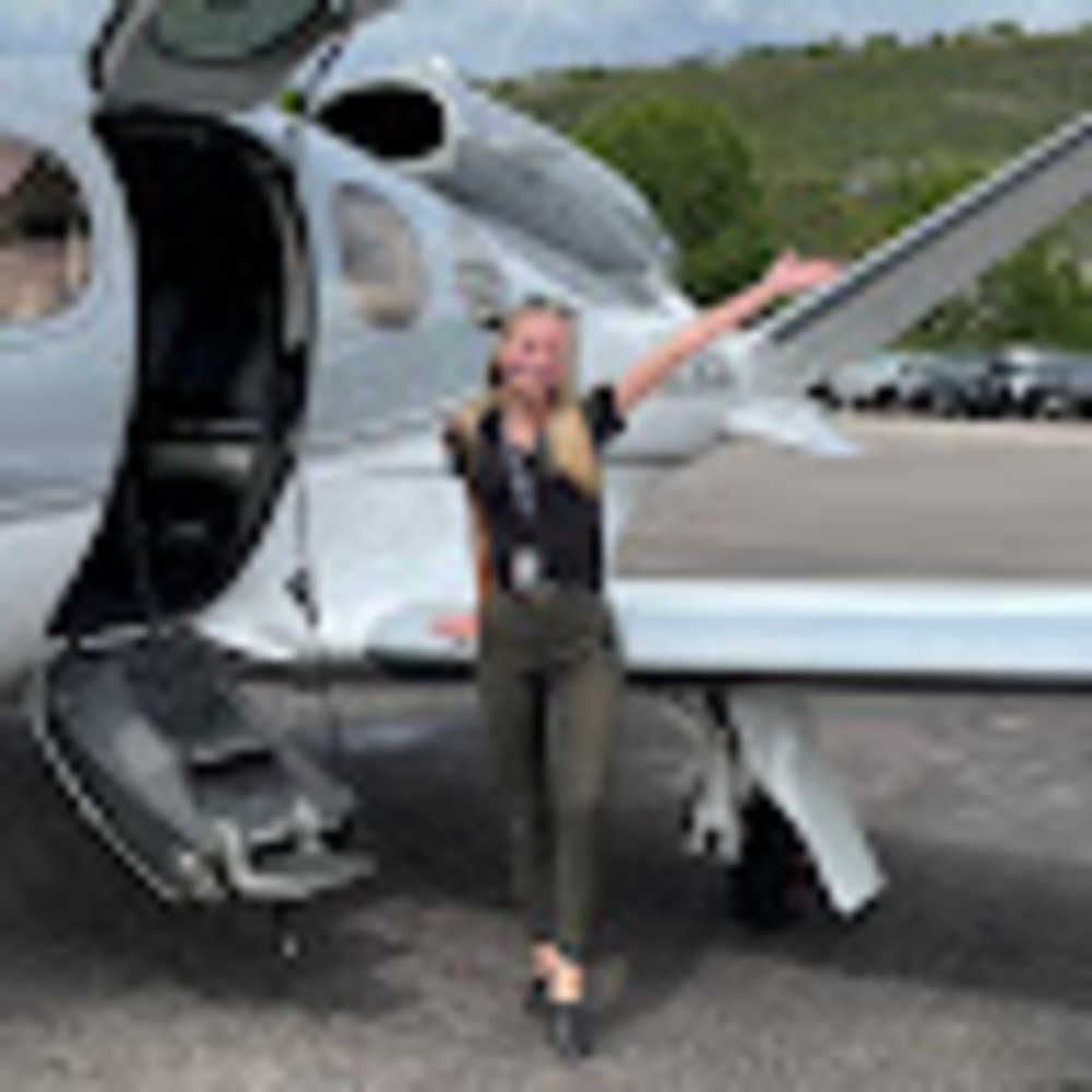 Meet your Posher, Jenna